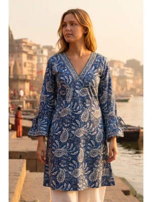 Paisley Print Kaftan Top Soft Indian Cotton Block Print Blue Sizes 8 - 16 Paisley Print Kaftan Top Soft Indian Cotton Block Print Blue Sizes 8 - 16